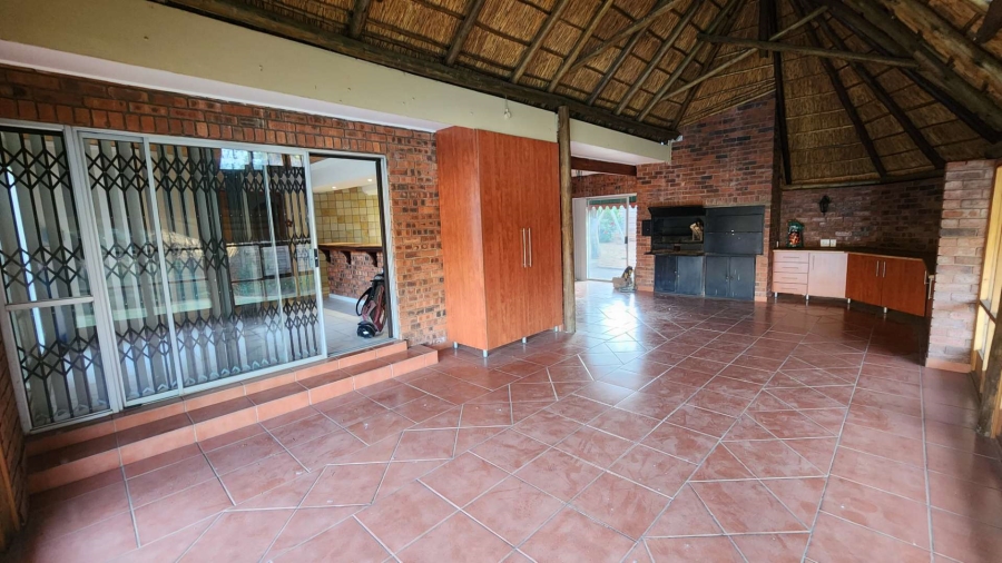 5 Bedroom Property for Sale in Universitas Free State